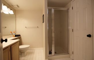 2 beds, 2 baths, $2,995, Unit APARTMENT 312