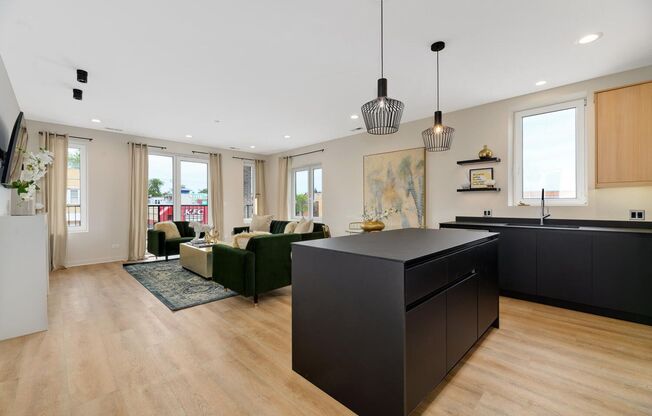 The Oak Park Edge Luxury Apartments