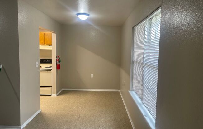 2 beds, 1 bath, 750 sqft, $700, Unit CC108