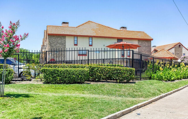 Santa Fe Apartments