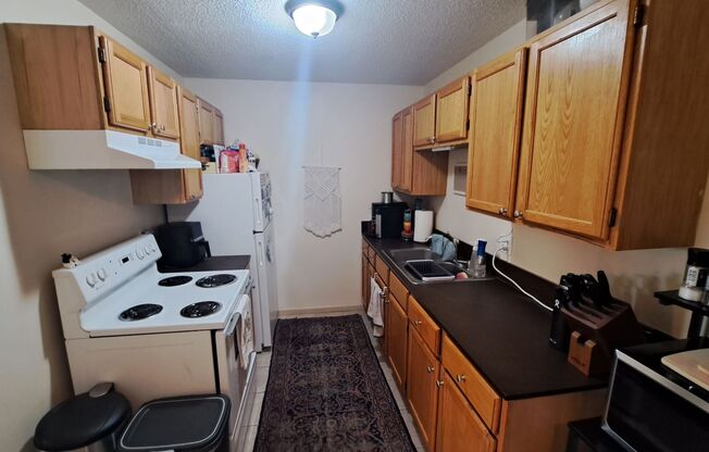 1 bed, 1 bath, 550 sqft, $1,095, Unit 305