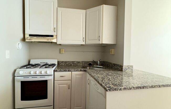 For Rent: Chic Urban Living at 908 N Calvert St – Your City Sanctuary Awaits!