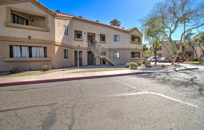 2 beds, 2 baths, 1,036 sqft, $1,600, Unit 284