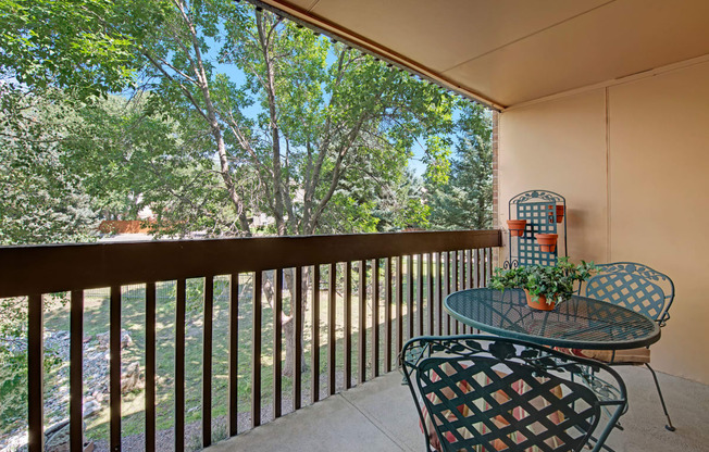 Eagle Ridge Balcony Apartments in Colorado Springs, CO