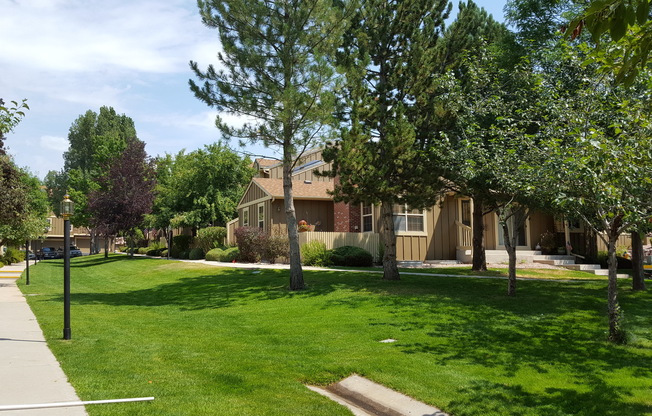 Nice 3 bedroom, 2 1/2 bath Townhome in North Colorado Springs