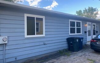 $1100 Goodyear Heights 2 BR  Twinplex for Rent Available May 1