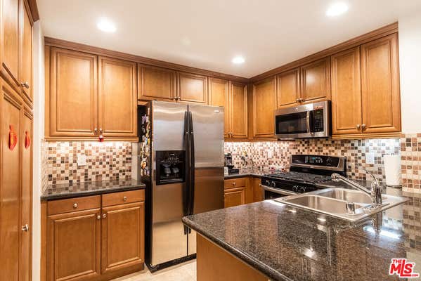 6020 Seabluff Dr Unit 303