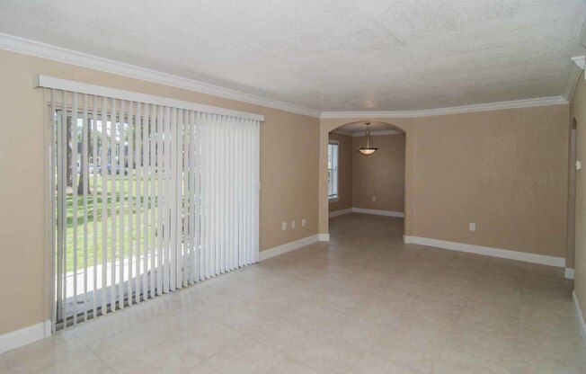 Orange North Apartments &amp; Villas