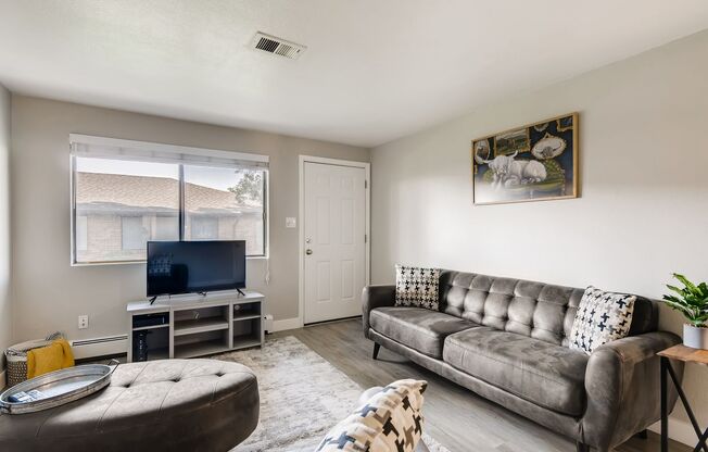 2 beds, 1 bath, $1,395, Unit 2620 #1 (Furnished)