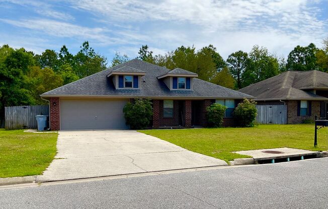 Beautiful Pet Friendly 4bed/2Bath Navarre Home