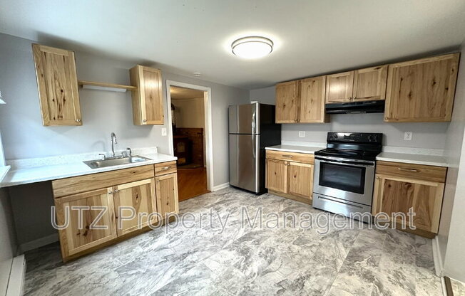 2828 CEDARHURST