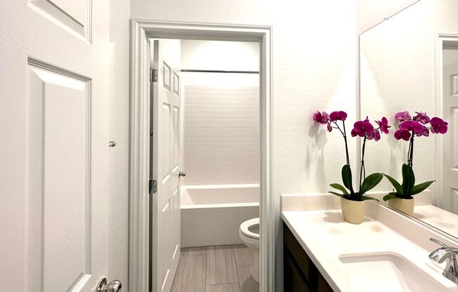 3 beds, 2.5 baths, $1,950