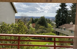 Lovely East Bremerton Property with a VIEW!!