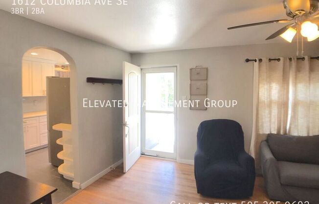 1612 COLUMBIA AVE SE