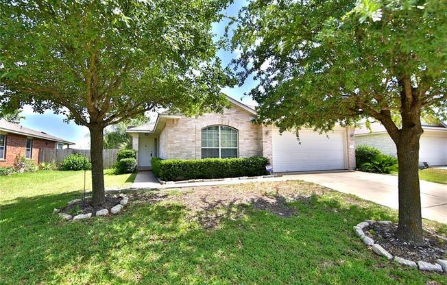 BEAUTIFUL 3 BEDROOMS / 2 BATH HOME IN SETTLERS CROSSING