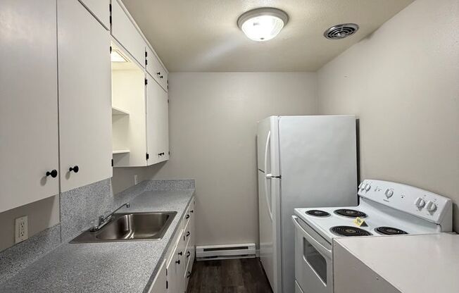 1 bed, 1 bath, 536 sqft, $1,175, Unit 9