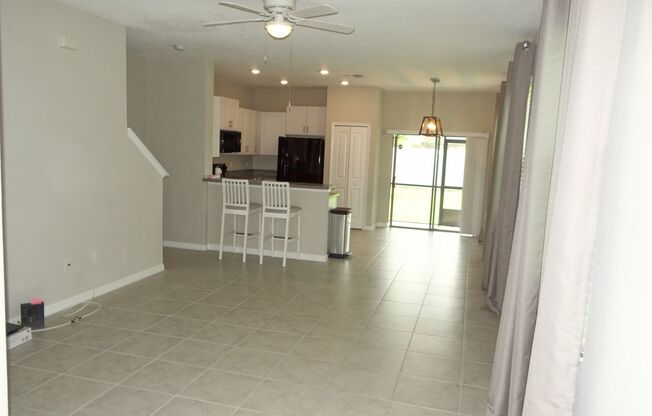 Spacious 2 bed, 2.5 bath, 1 car garage townhouse