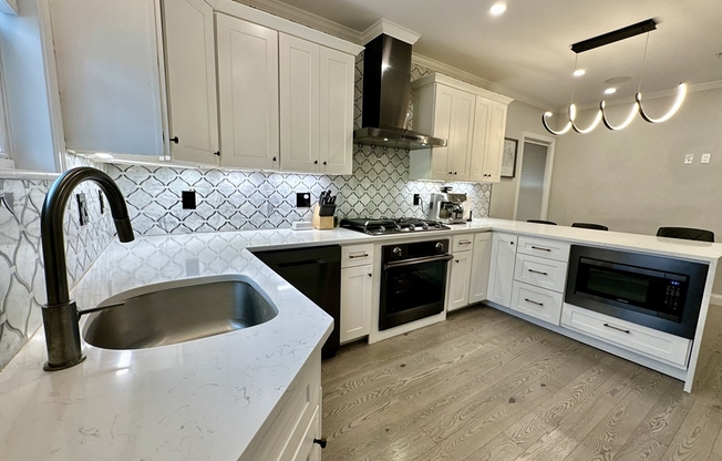 222 ROSLINDALE AVE