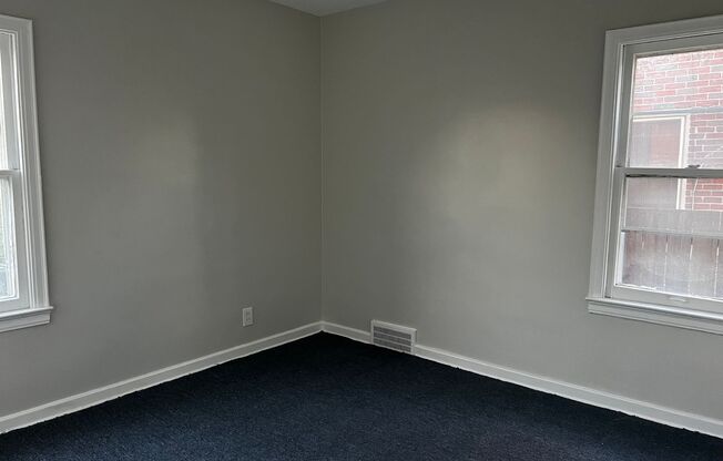 3 bedroom, 1 bath home near 8 mile and Hayes with basement and garage $1200 per month
