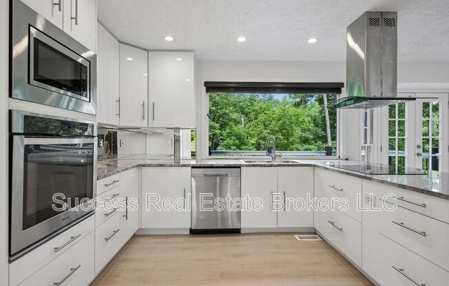 5132 WILLOW PT PKWY