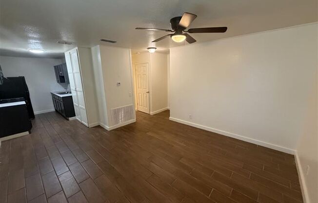 Cute 3/1 home with covered parking and large backyard