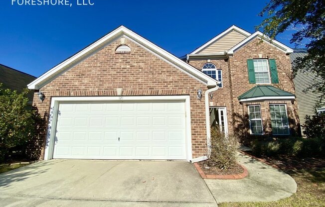121 OAKESDALE DR