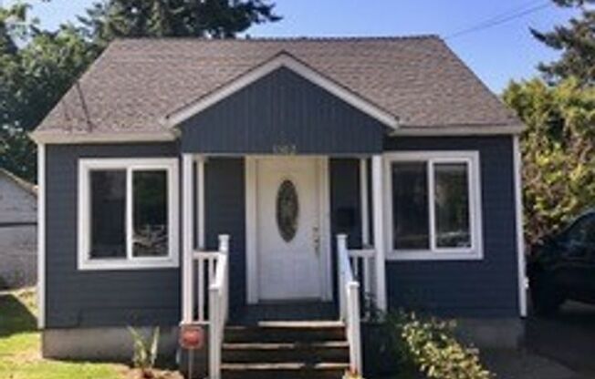 3 Bedroom home Coming soon in Brentwood neighborhood !