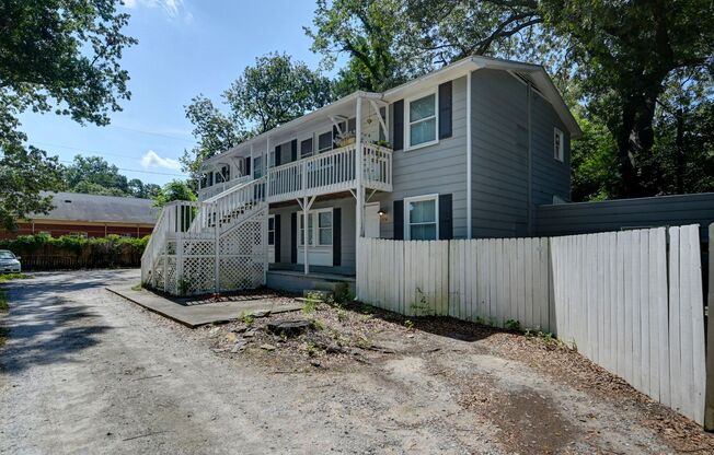 Just 8 Minutes from USC – Charming 2 Bedroom Home with Covered Front Porch!