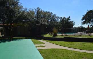 Outdoorat Overton Park Apartments, Dallas