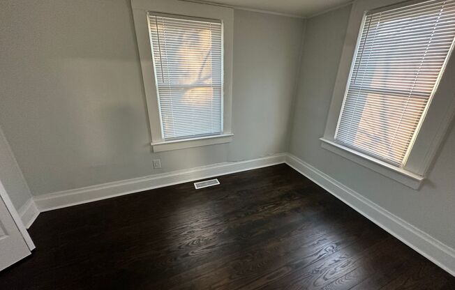 3 beds, 1 bath, $1,200