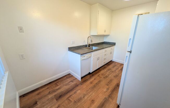 1 bed, 1 bath, 600 sqft, $2,495, Unit 30