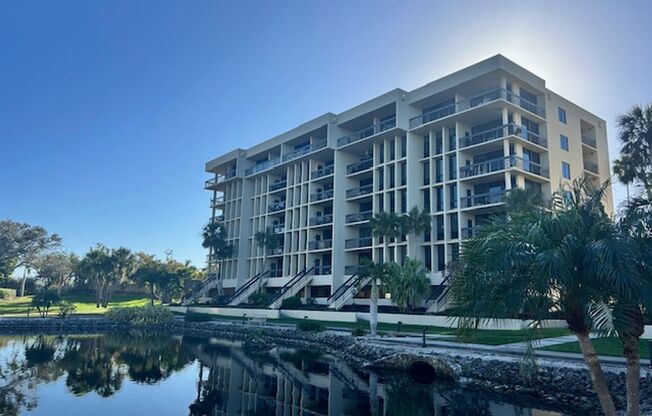 2026 BEACH RENTAL- 2/2 Condo WITH PRIVATE ENTRY - BEACH PLACE - STEPS THE BEACH!!