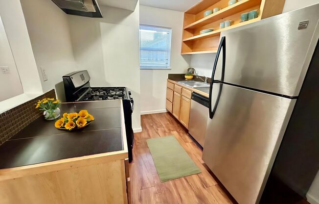 1 bed, 1 bath, 530 sqft, $1,299, Unit PPLD-203