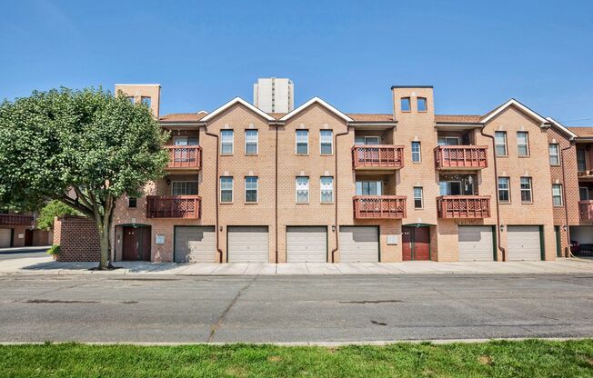 2 beds, 2 baths, 900 sqft, $1,510, Unit 1