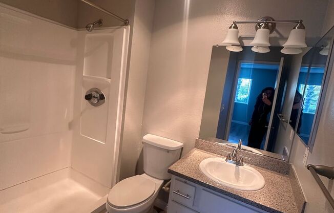 2 beds, 2 baths, 900 sqft, $2,895, Unit 111