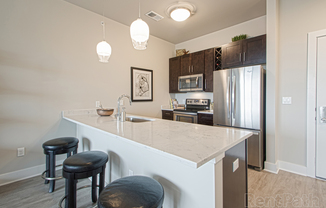 1 bed, 1 bath, 850 sqft, $1,595, Unit 411