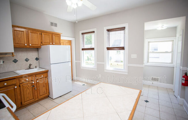 21 N LENOLA RD