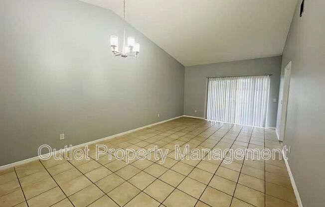 14796 LAGUNA BCH CIR