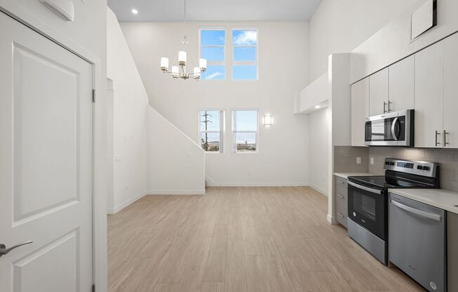 2 beds, 1 bath, 1,005 sqft, $3,645, Unit 502