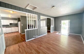 5005 E 40th Terrace