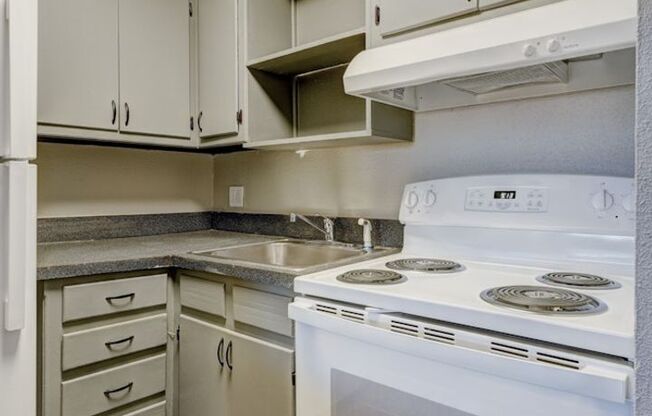 1 bed, 1 bath, 600 sqft, $795, Unit Apt #7