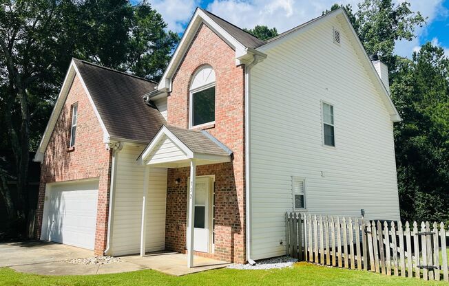 Great location! Lawncare/water is included, 3 bed, 2.5 bath, newly renovated, large kitchen, partially fenced yard, private patio!