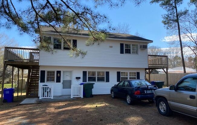 One bedroom unit walking or biking distance to downtown Carrboro!