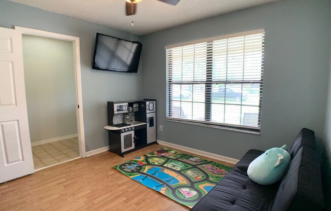 3 beds, 2 baths, $2,050