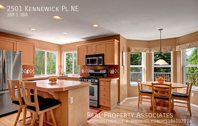 2501 KENNEWICK PL NE