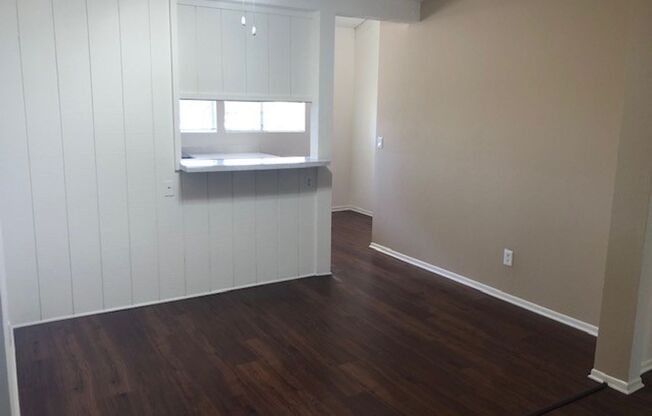 2 beds, 2 baths, 1,140 sqft, $2,975, Unit 82