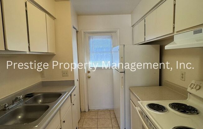 2 beds, 1 bath, 624 sqft, $795, Unit 2732