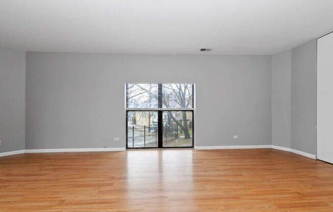 2 beds, 1 bath, 750 sqft, $1,695, Unit 3121-203