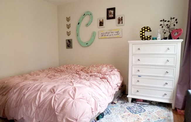 Crescent Garden Apartments