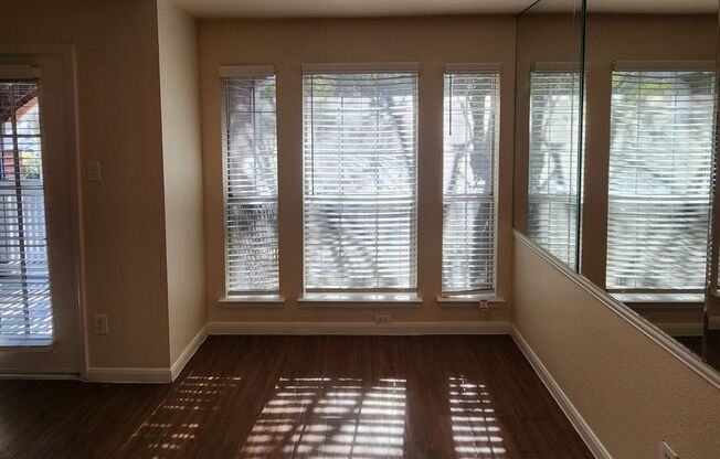 1 bed, 1 bath, 660 sqft, $1,325, Unit 612-u